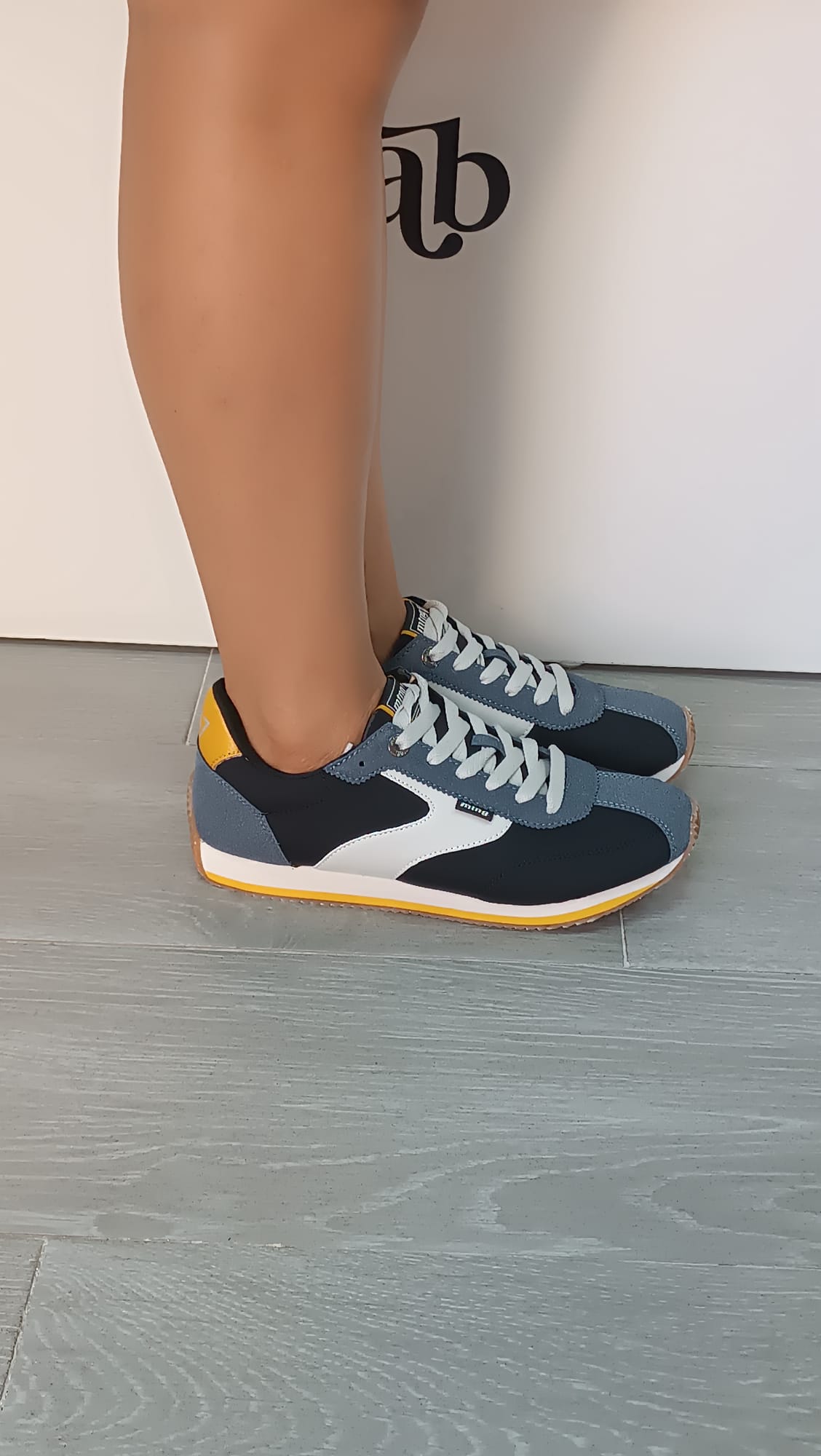 6776eb4b-6d28-4d43-a3de-24ff5ba87653 (1)