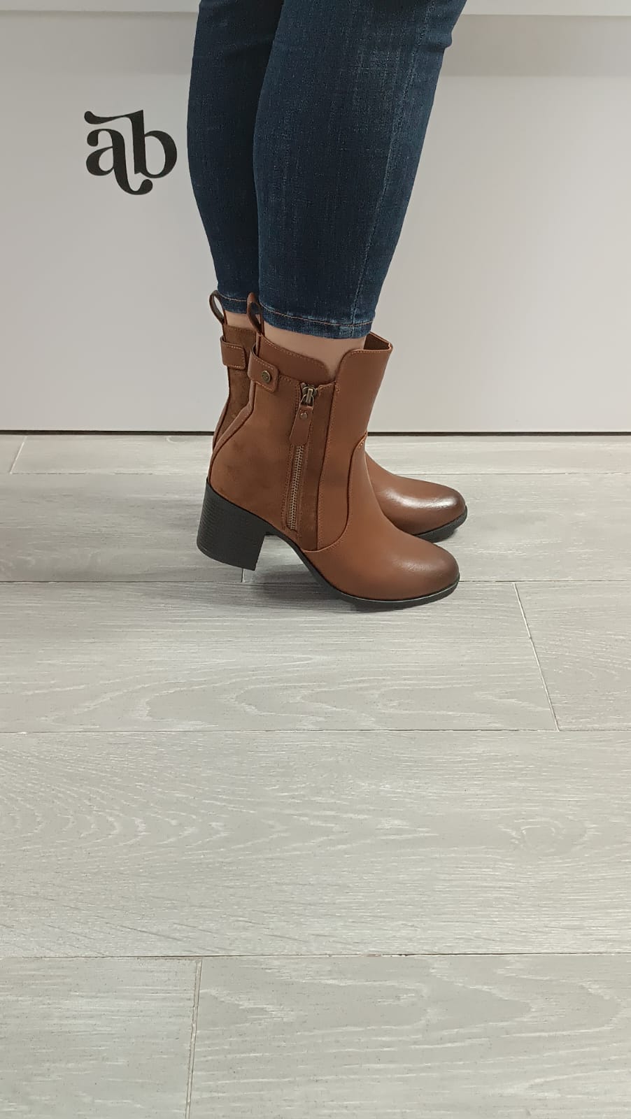 c371ef69-3415-4919-a053-890886ea44d5