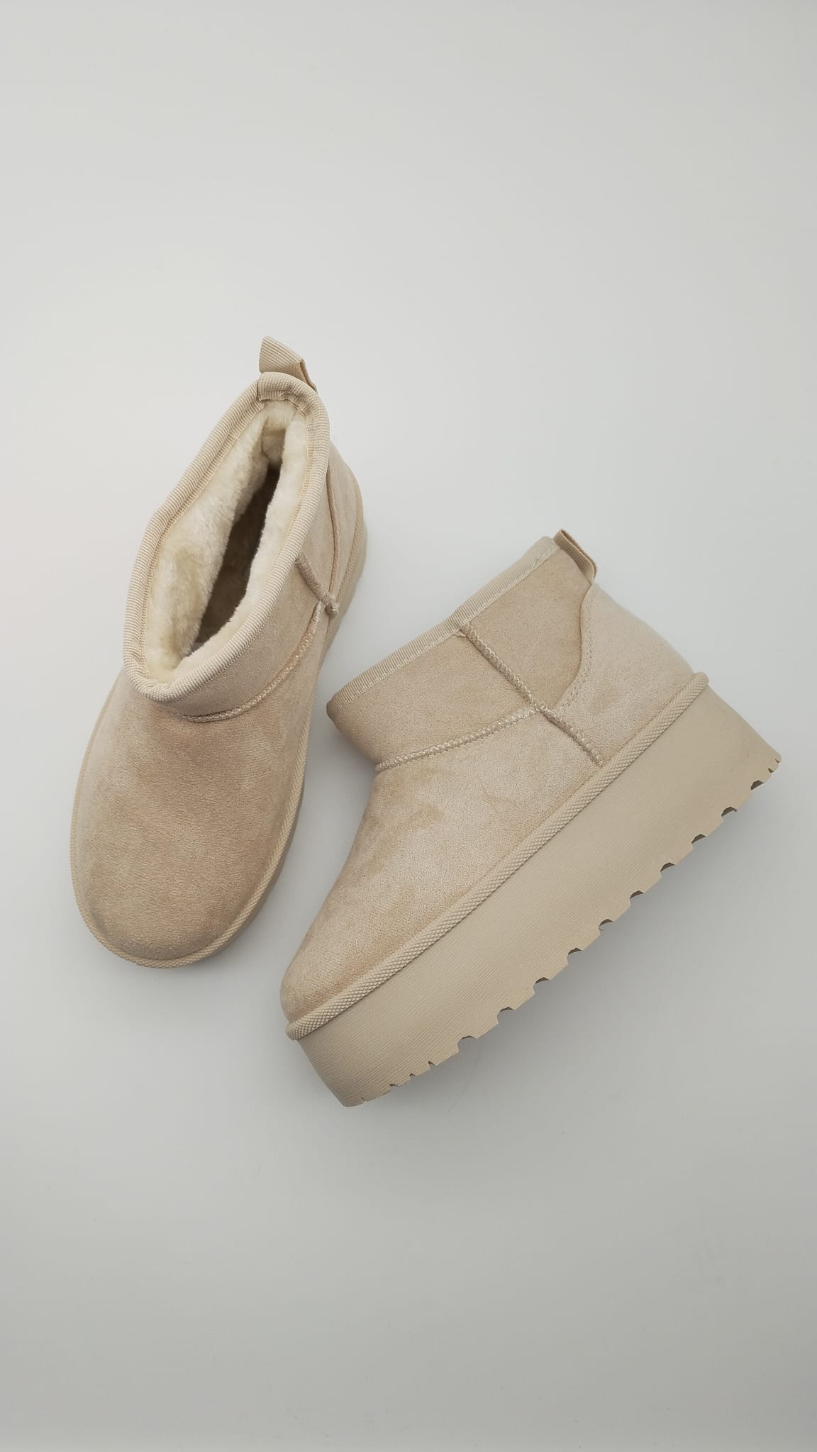 044b98b7-f0ba-4f8d-b174-077bd496cb41