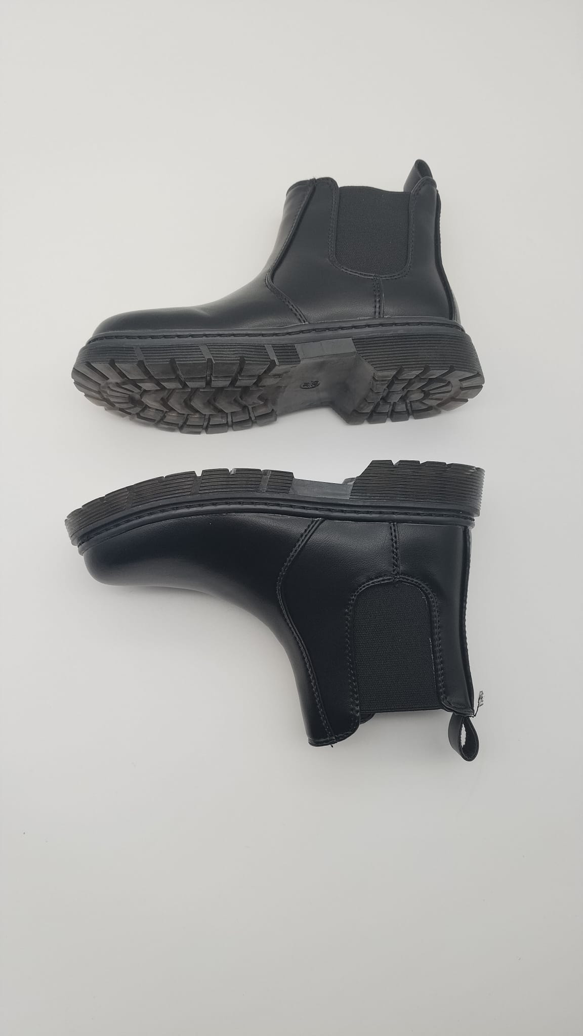 11698d68-d2c5-4445-a25a-6466391e1b88