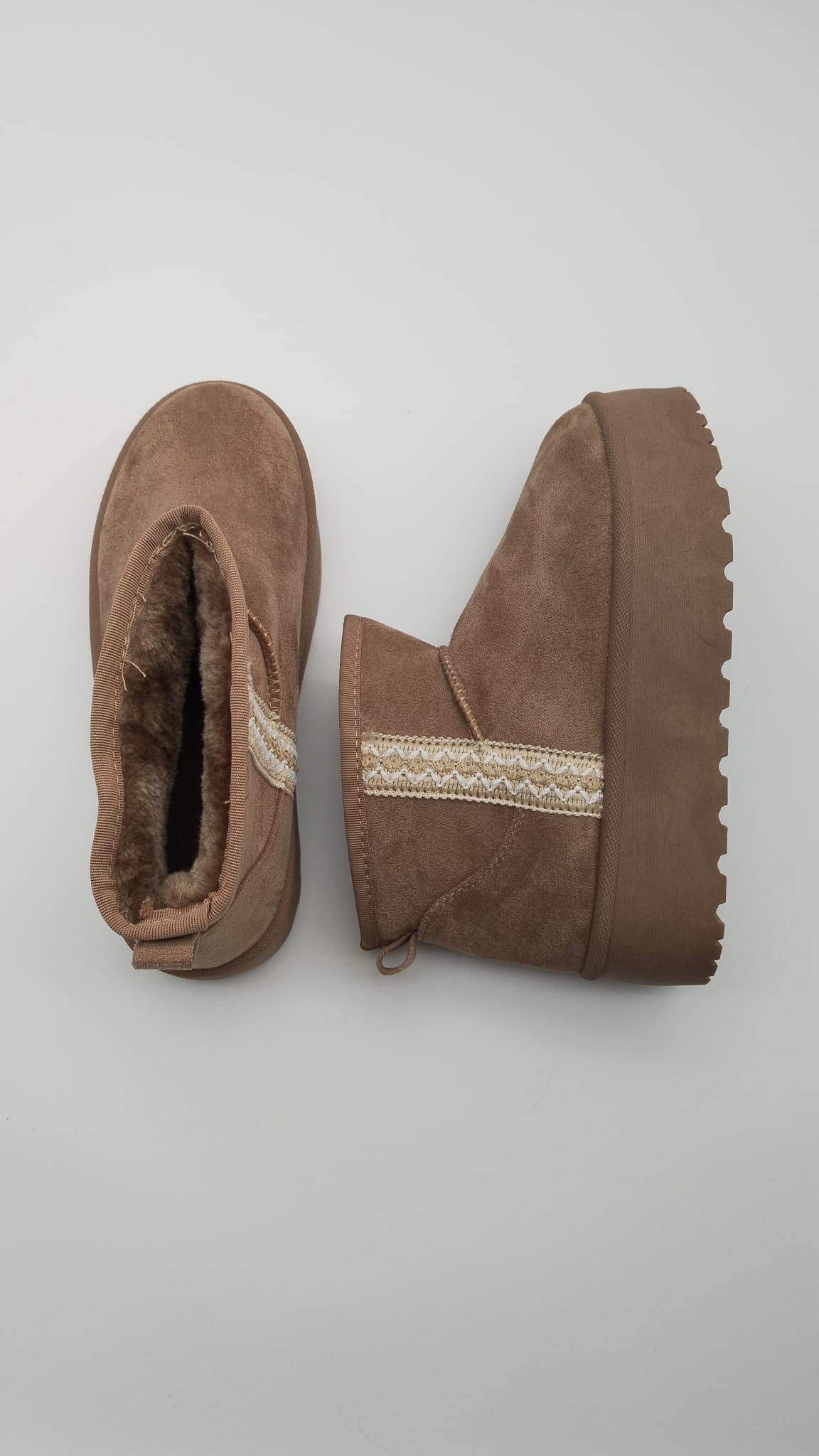 12ada612-68ff-40b3-b103-939deadd951e