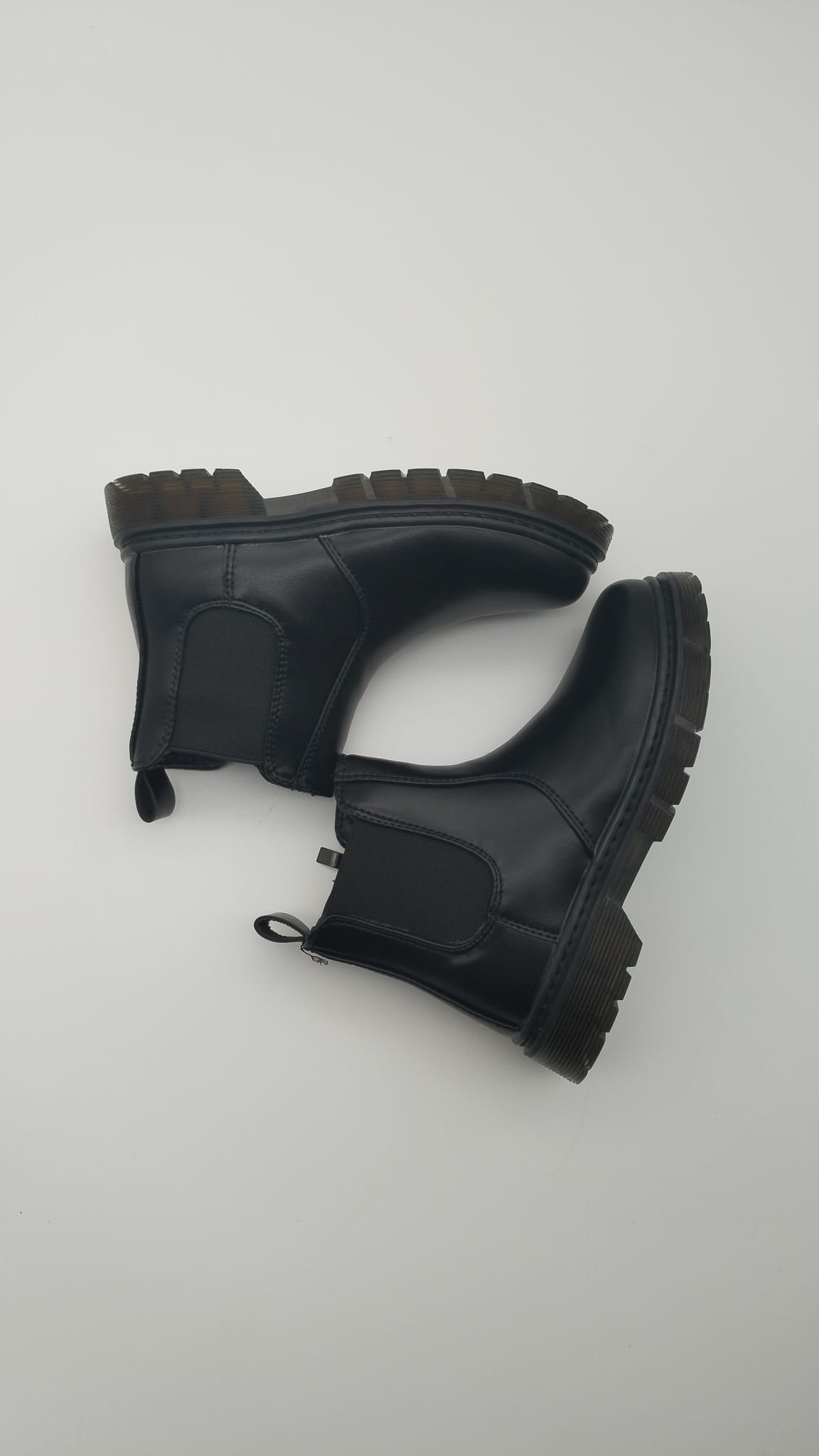 debccdc5-466b-4a94-8fb9-b67b713c6550