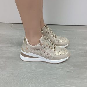 432ea27b-ed3f-45ac-a689-0f45ca7825d1-300x300 Calzados Anabel