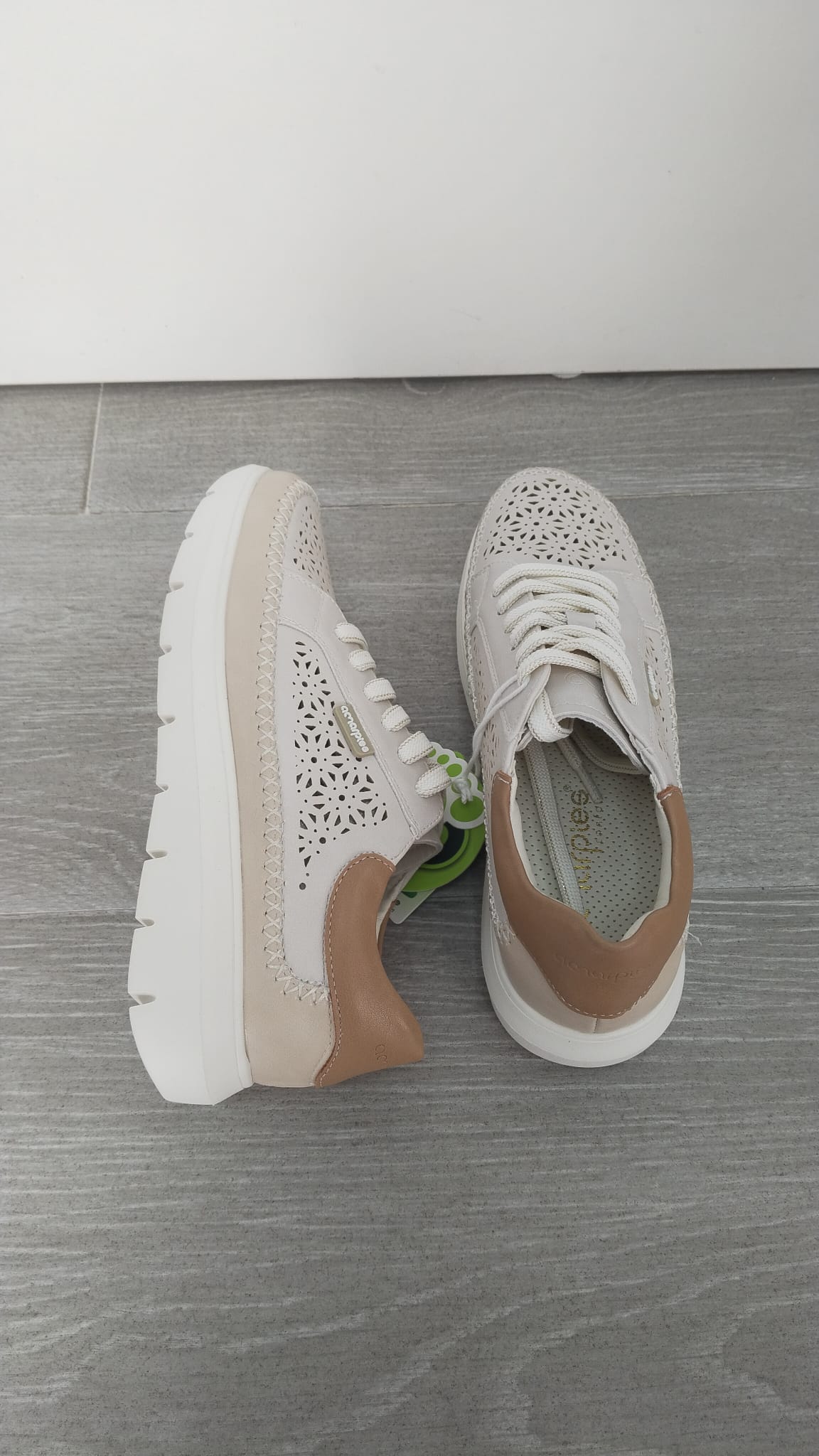 5b656472-cf16-43cf-b844-7579dbe97b38